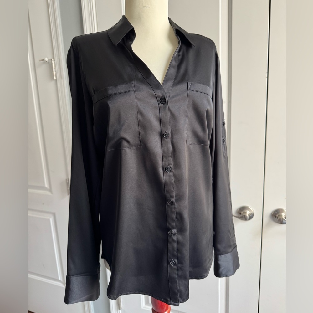 Express Portofino NWT Black Satin button down long sleeve shirt size M